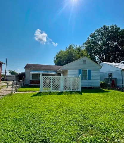 $129,000 | 1712 South New York Avenue, Evansville, IN 47714
