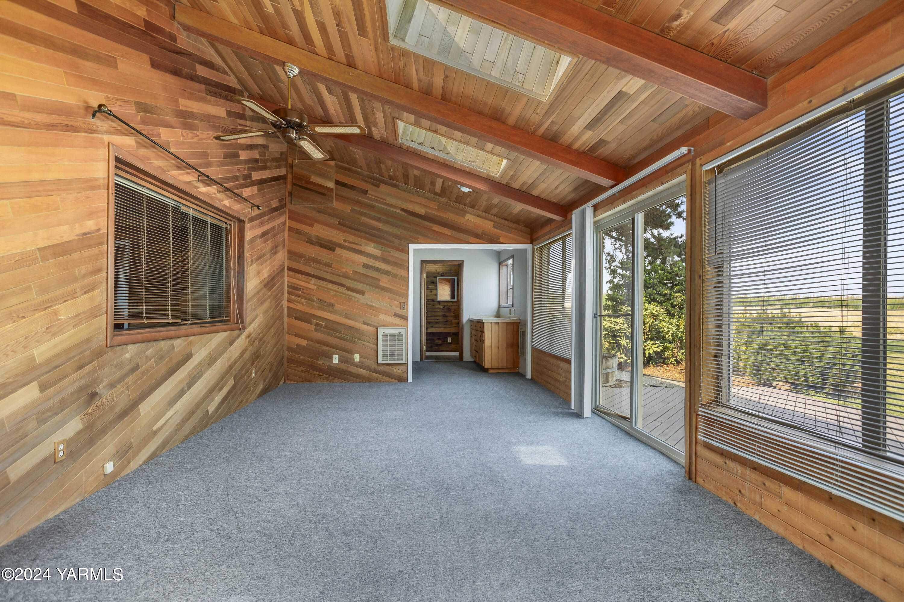 149402 McCreadie Road Prosser, WA 99350 - Photo 14 of 58 a view of an empty room with a fireplace