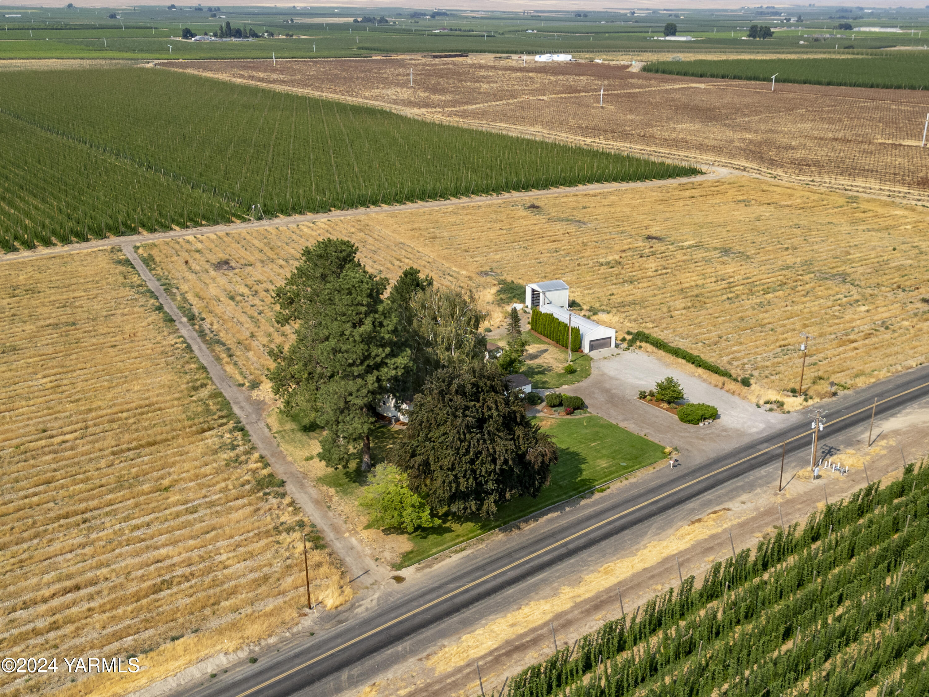 149402 McCreadie Road Prosser, WA 99350 - Photo 55 of 58 149402 W McCreadie Rd 7.22.24 33