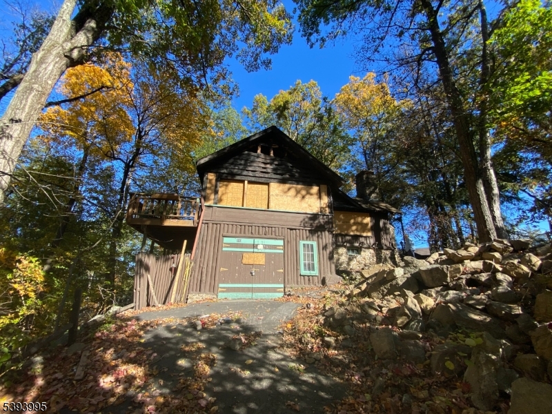 190 West Shore Trail Sparta, NJ 07871 - Photo 5 of 6