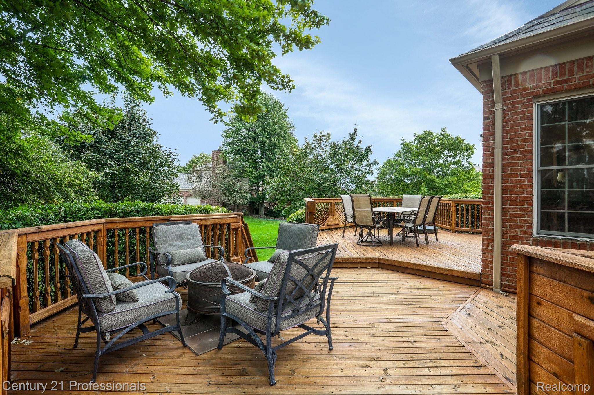 899 Loggers Circle Rochester, MI 48307 - Photo 10 of 52 45-web-or-mls-899 Loggers Circle Rochester008.jpg