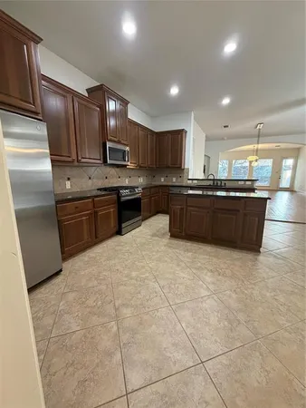 $3,850 | 4525 West University Boulevard, Dallas, TX 75209