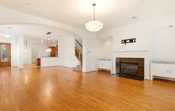 $3,850 | 4525 West University Boulevard, Dallas, TX 75209