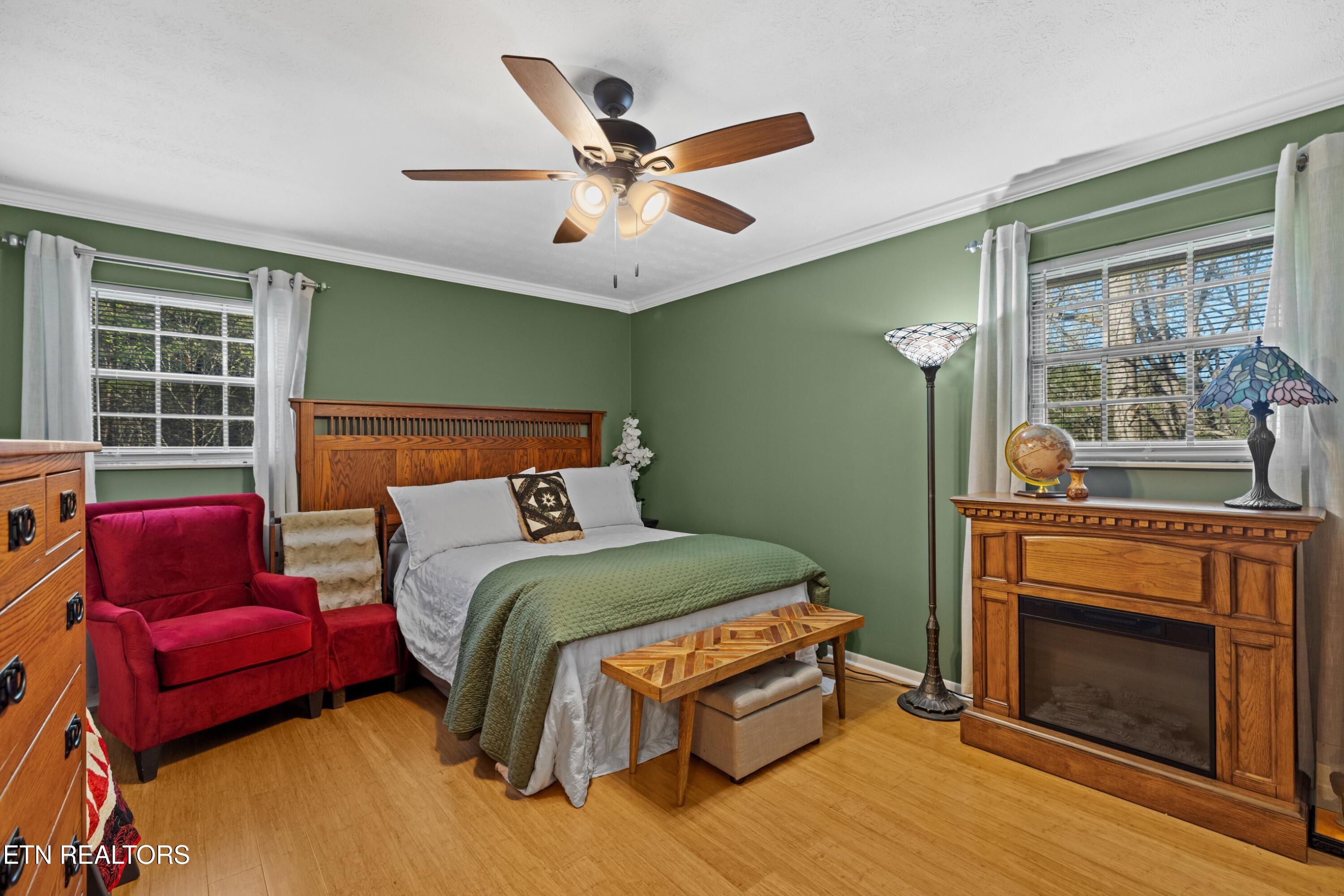 1060 Sunset Circle Newport, TN 37821 - Photo 20 of 46 Primary Bedroom