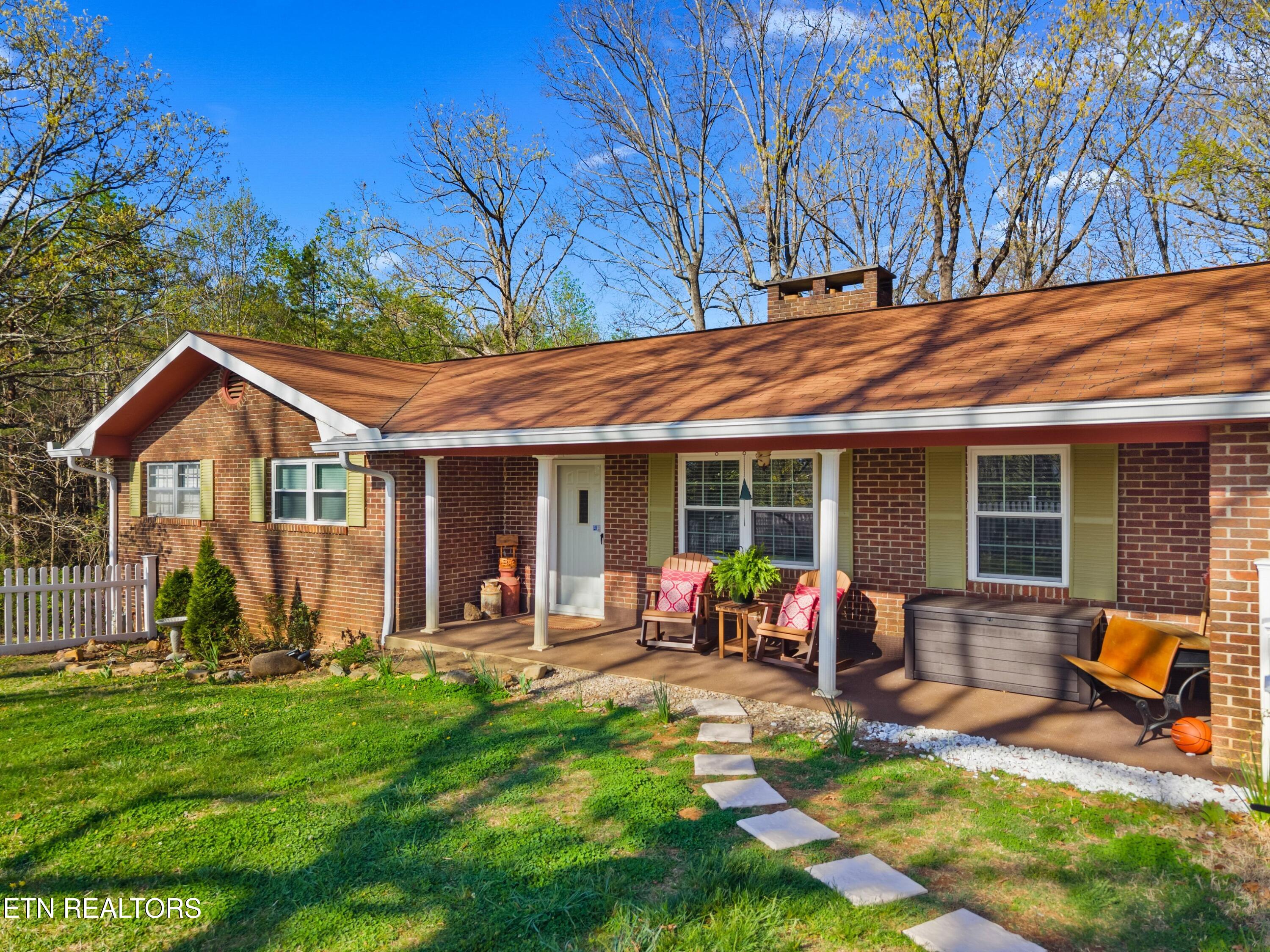 1060 Sunset Circle Newport, TN 37821 - Photo 36 of 46 039-1060SunsetCircle-Newport-TN-37821-SM