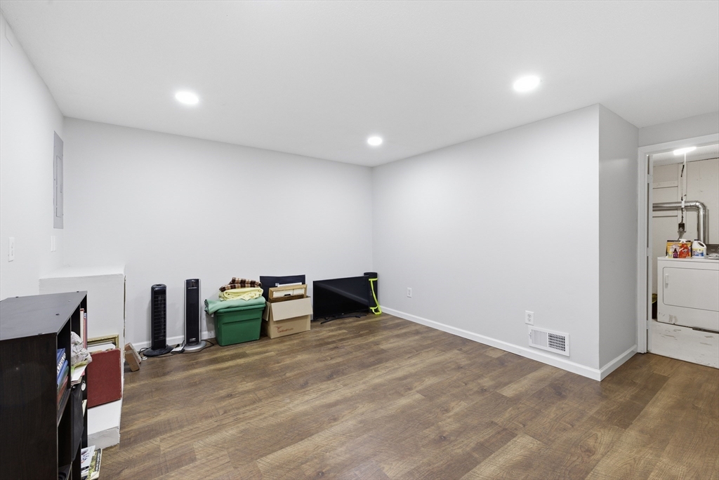 1430 Russell Road, Unit 28 Westfield, MA 01085 - Photo 21 of 27