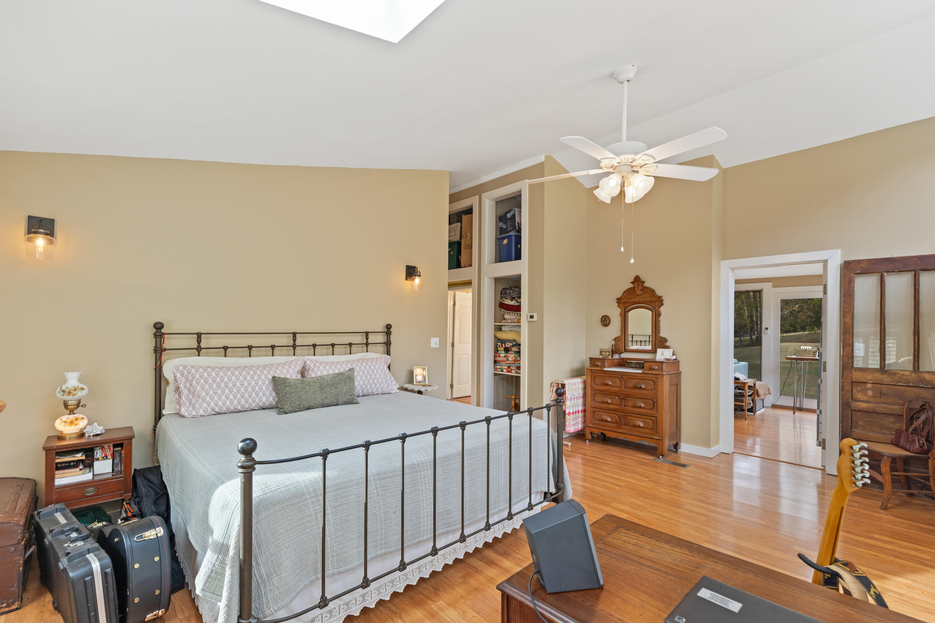 49 Hart Of Pine Road Dunlap, TN 37327 - Photo 47 of 126 PRIMARY SUITE