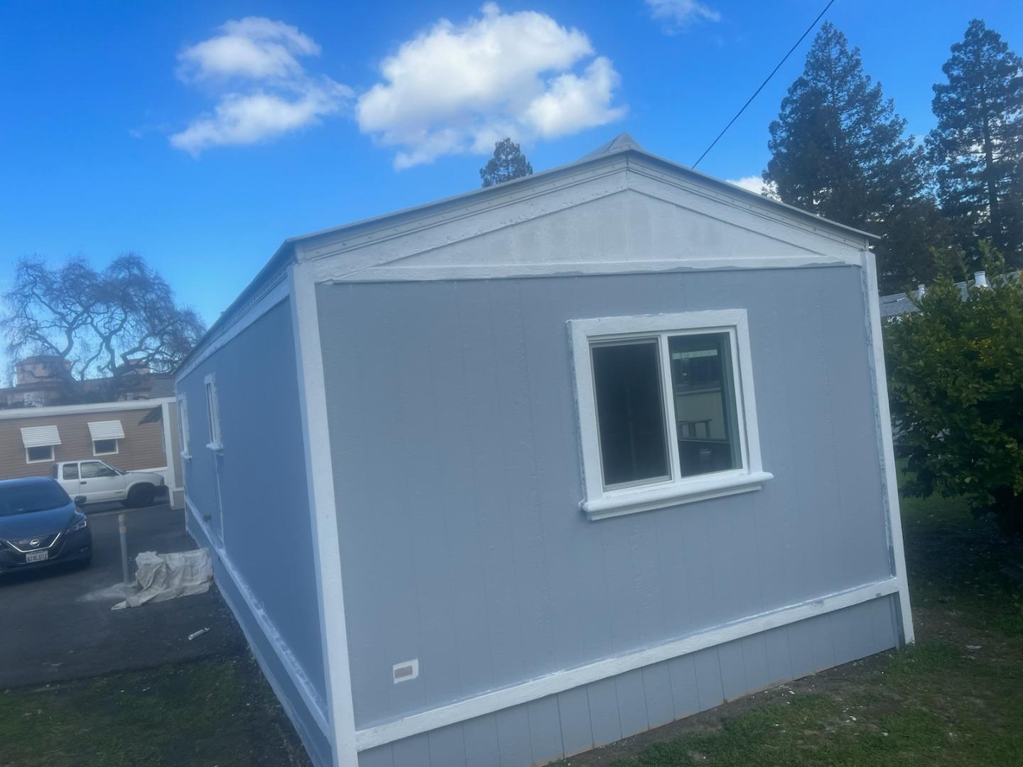 44 The Trees Drive, Unit 44 Concord, CA 94518 - Photo 5 of 22 a view of a house with backyard