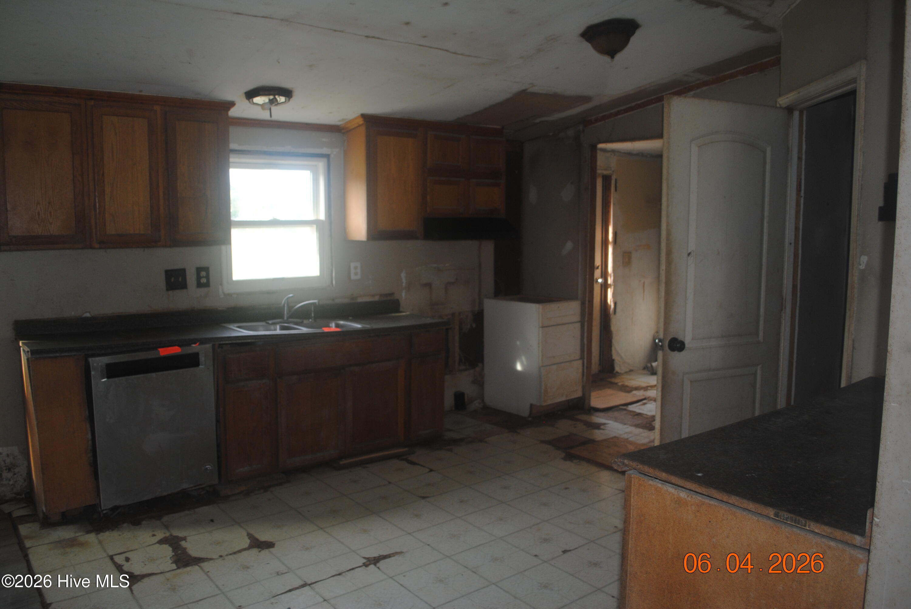 116 Sayers Lane Richlands, NC 28574 - Photo 10 of 17 DSC_0157