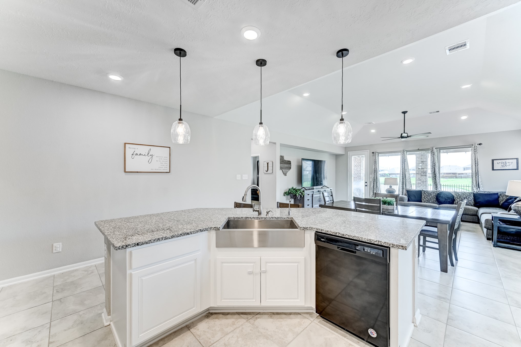 25307 Champion Ridge Court Katy, TX 77493 - Photo 22 of 48 Kitchen/living/dining