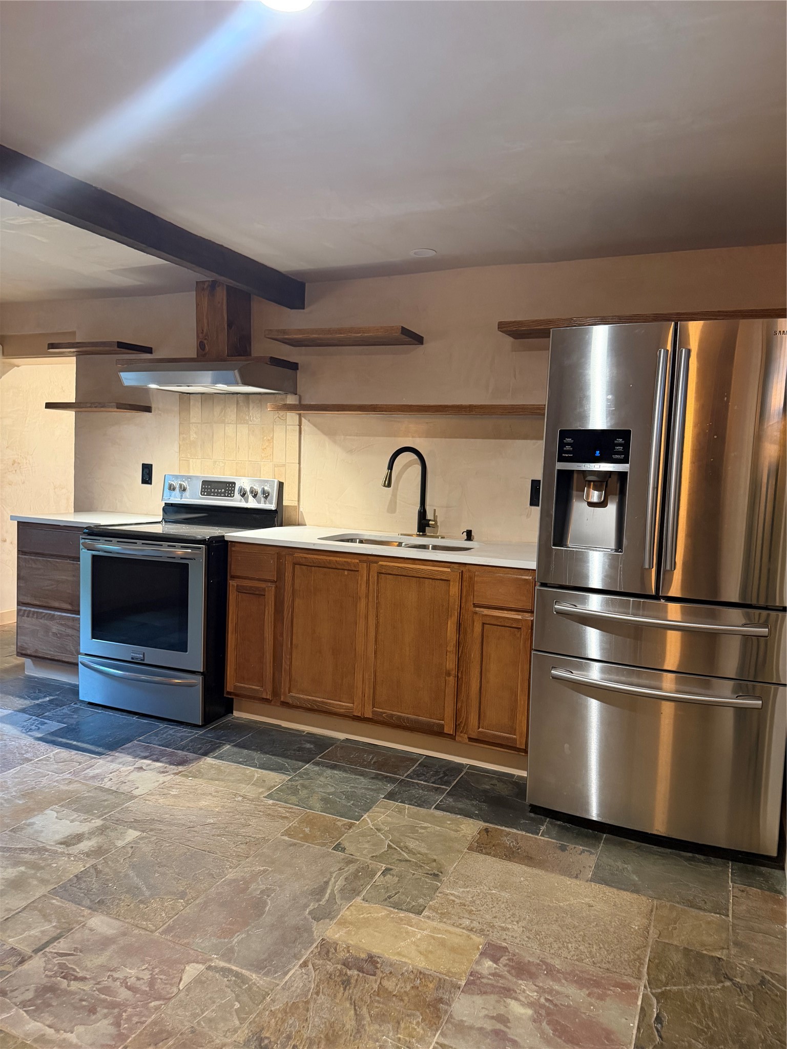 239 1/2 Westheimer Road, Unit A Houston, TX 77006 - Photo 6 of 13 Gallery Image 6