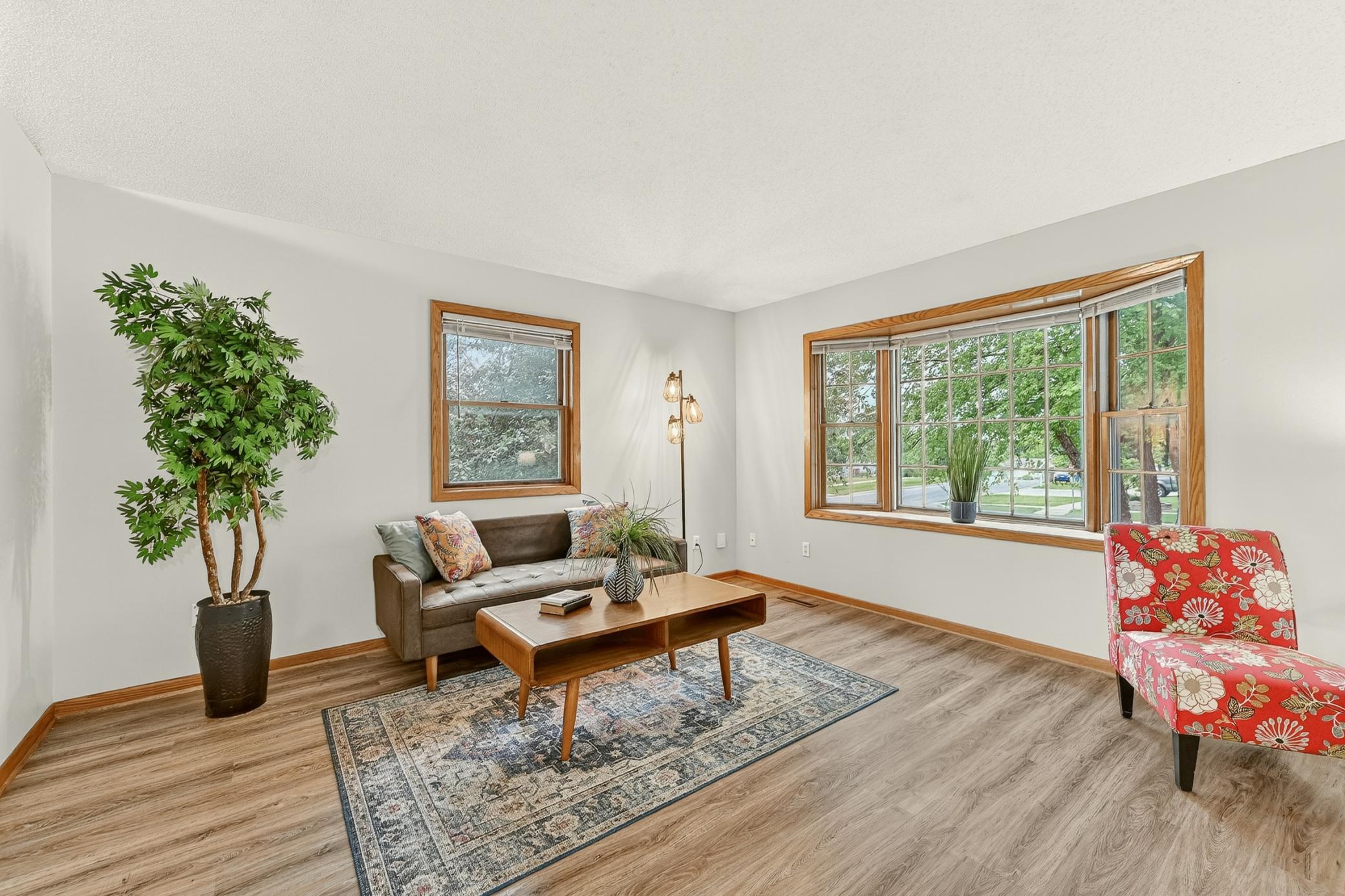 4603 5th Street Northwest Rochester, MN 55901 - Photo 7 of 34