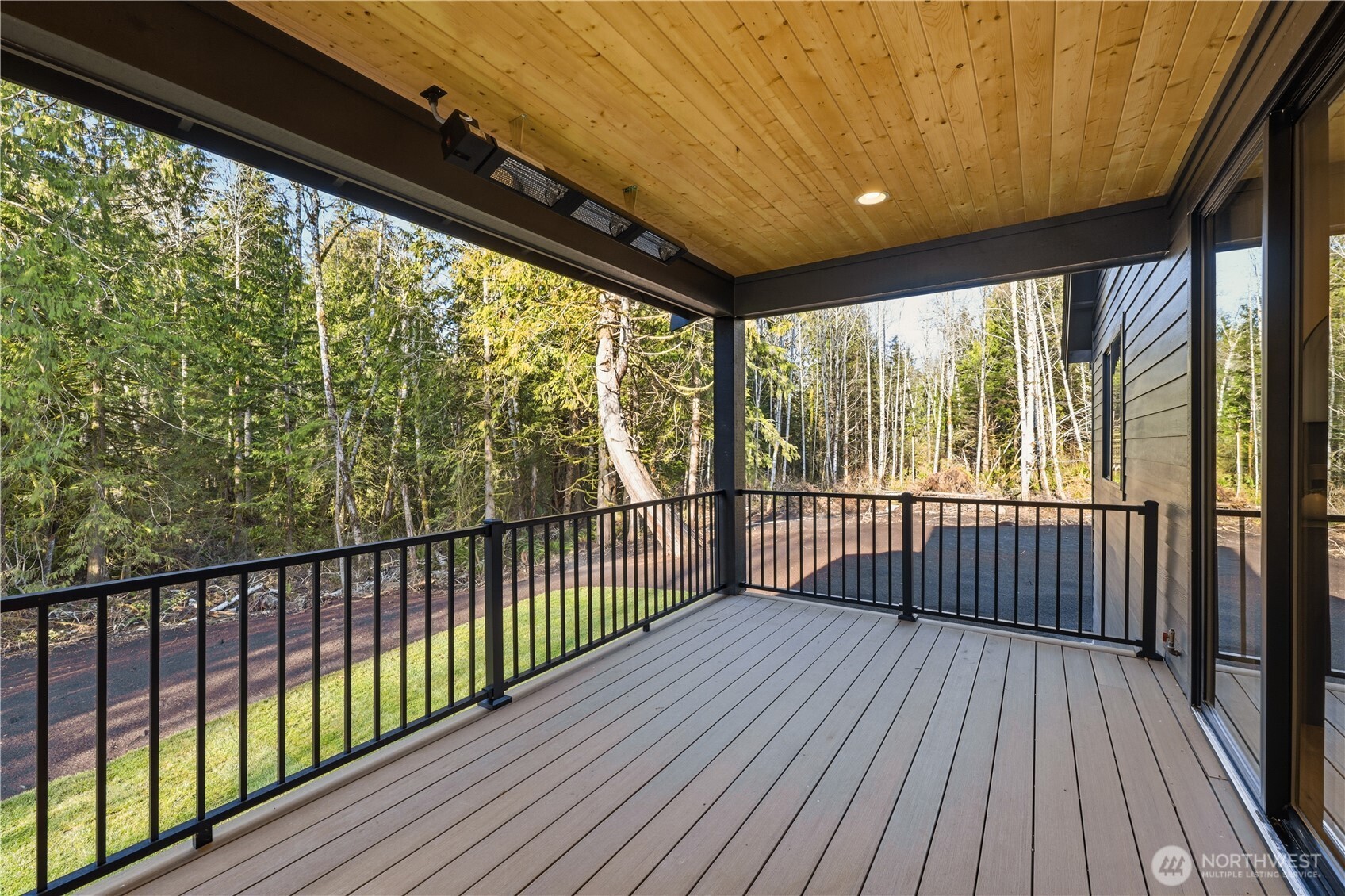 29550 Southeast 64th Street Preston, WA 98050 - Photo 8 of 40