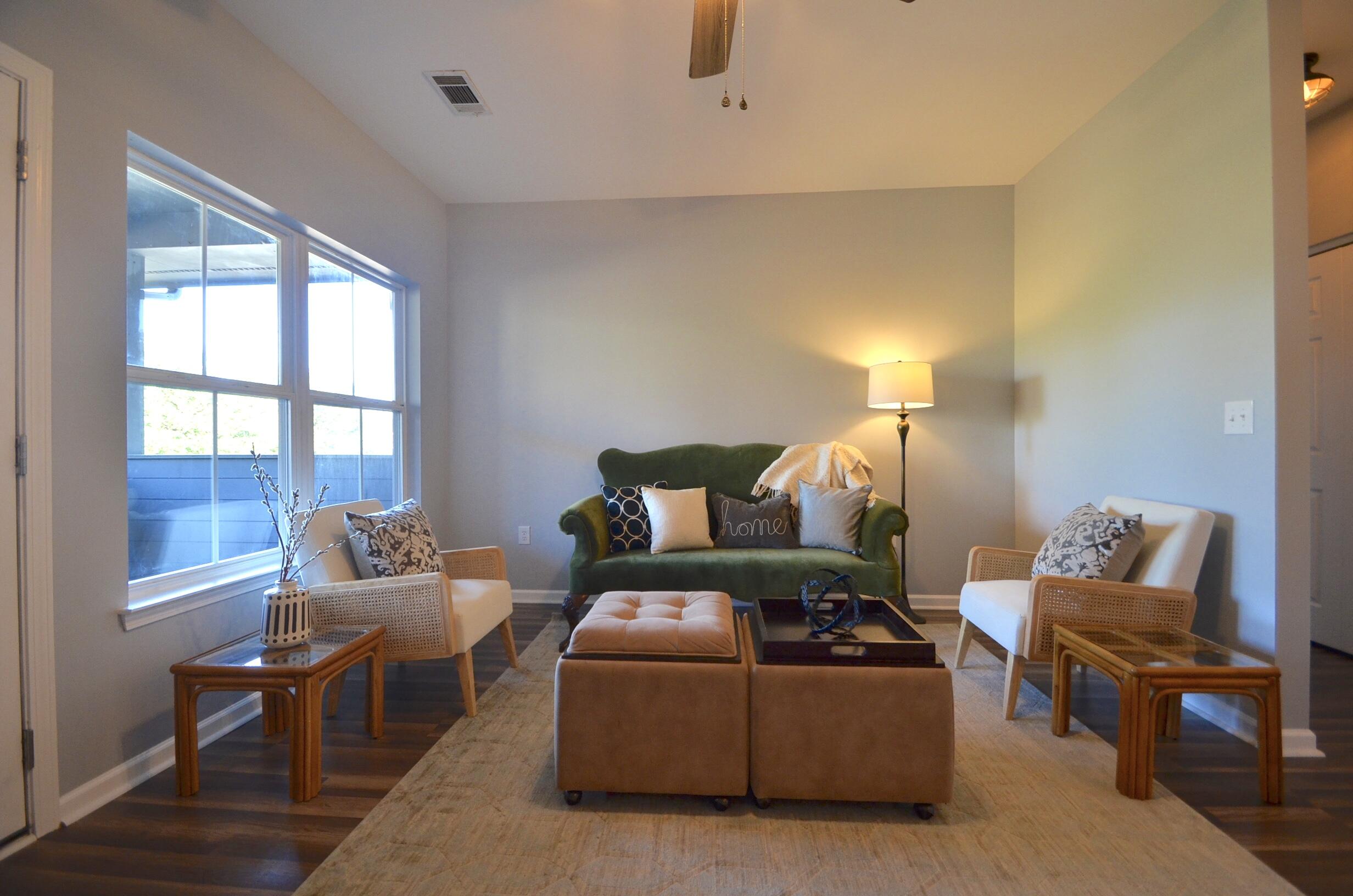 3006 Mariners Way Moncks Corner, SC 29461 - Photo 2 of 25 20220114215522134684000000-o 2