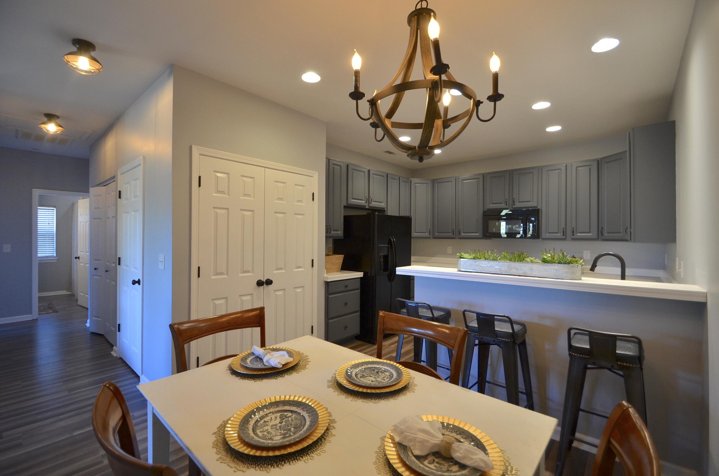 3006 Mariners Way Moncks Corner, SC 29461 - Photo 7 of 25 20220114215526590044000000-o 2