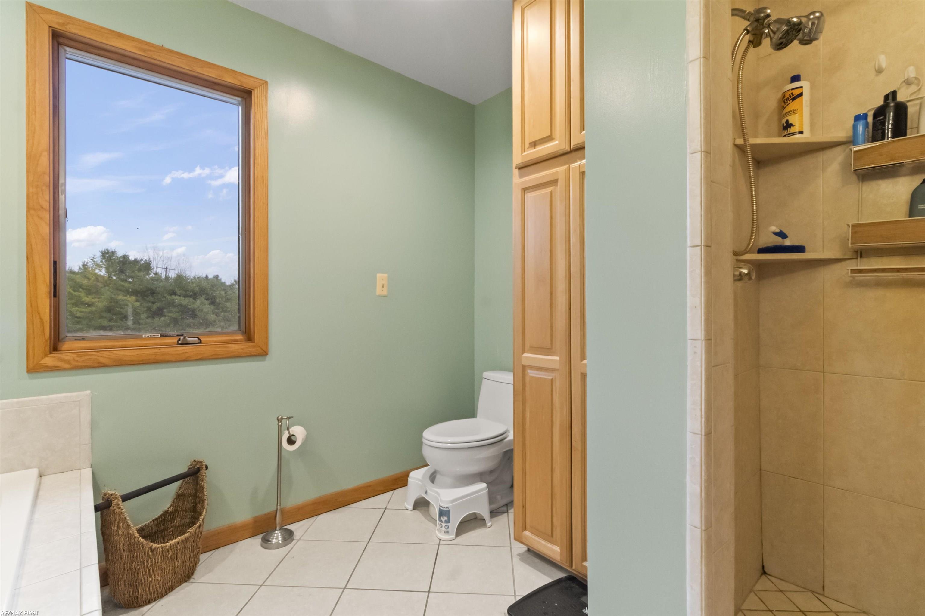 5812 Belle River Road East China, MI 48054 - Photo 18 of 41