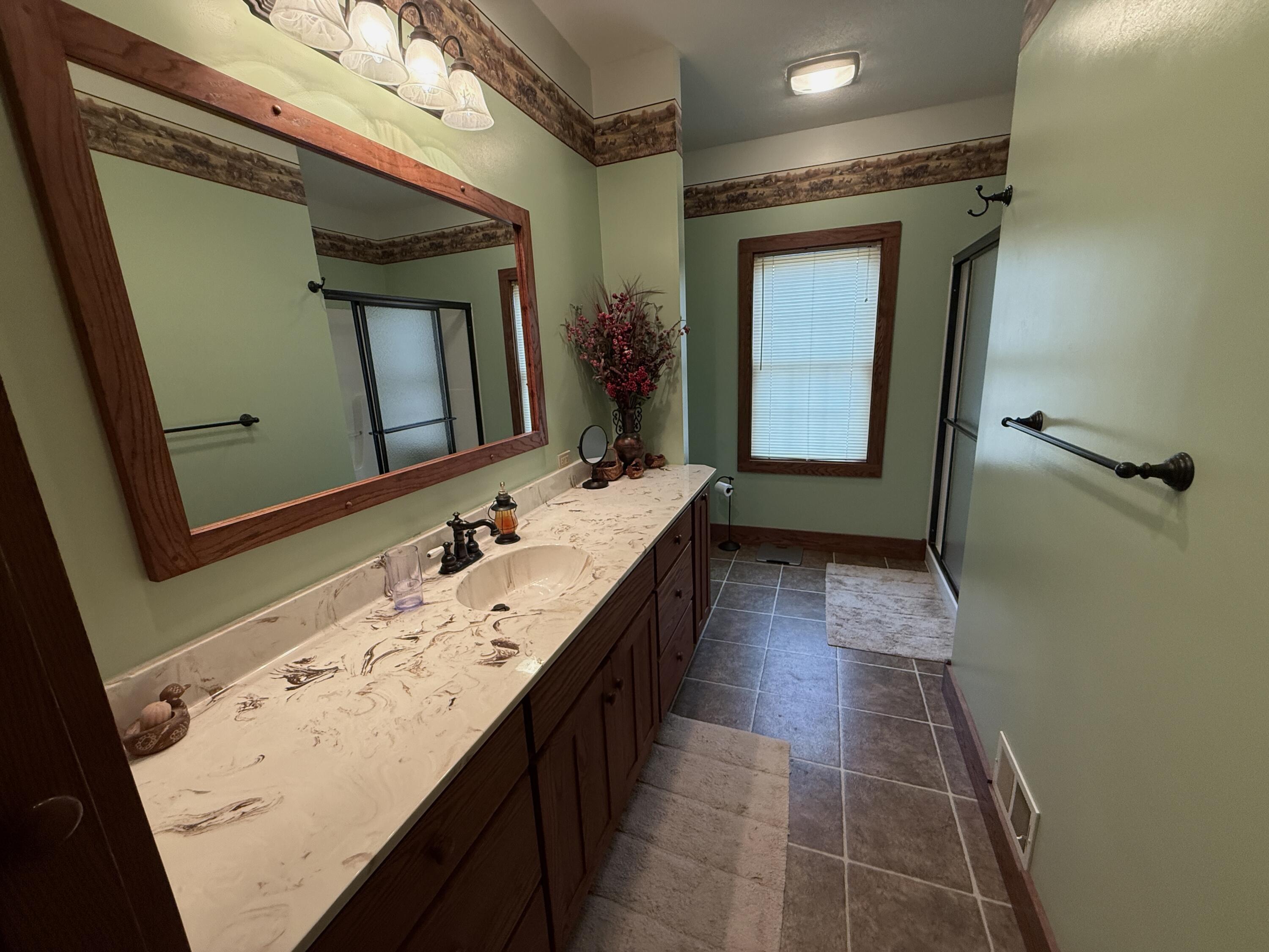 511 East Southern Road Coldwater, MI 49036 - Photo 23 of 49 Main Floor Bathroom