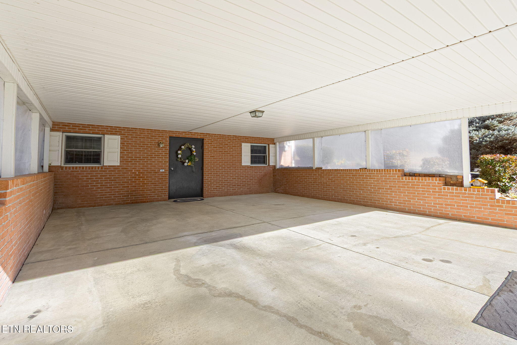 10745 Rutledge Pike Blaine, TN 37709 - Photo 23 of 42 24-web-or-mls-026--FULL