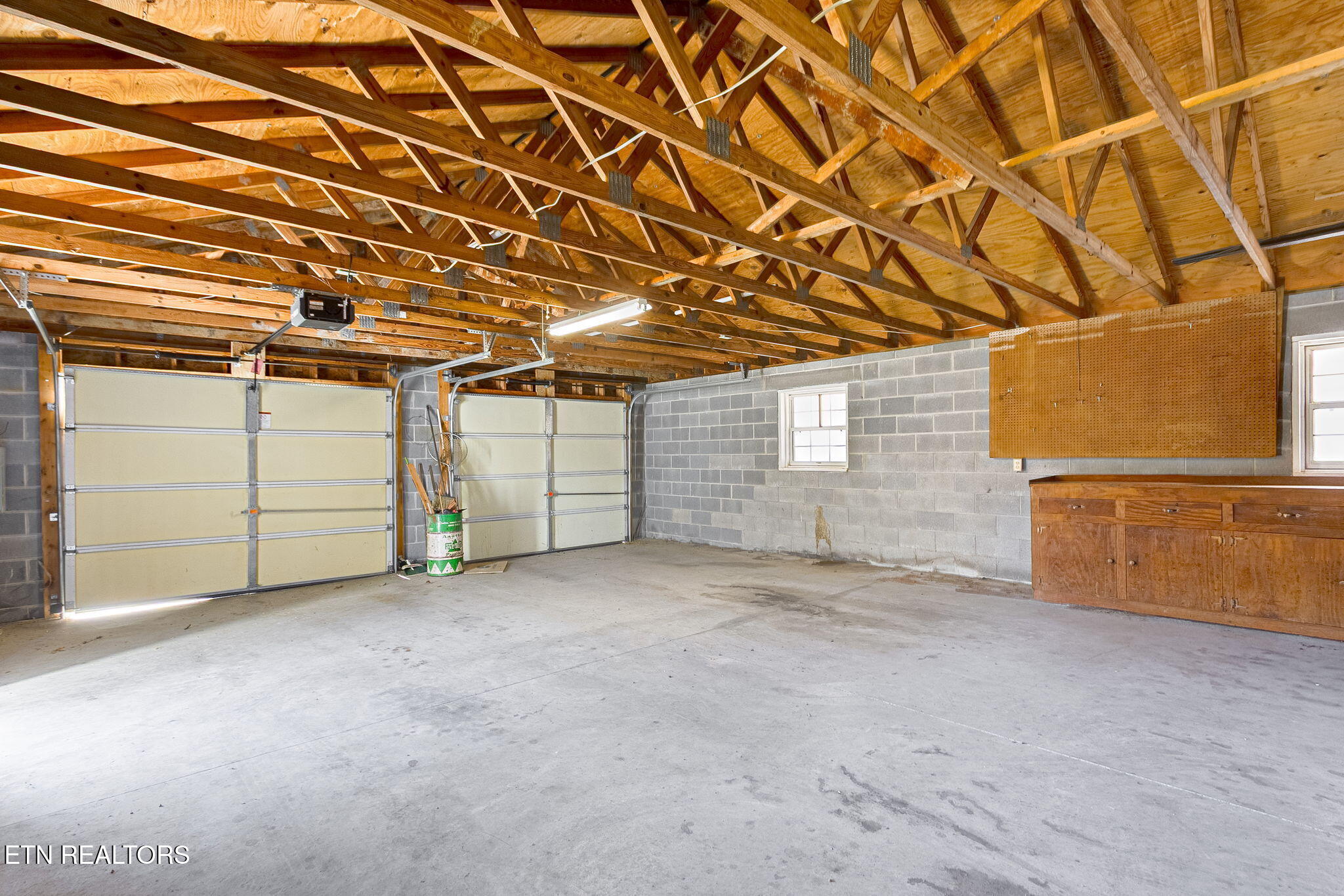10745 Rutledge Pike Blaine, TN 37709 - Photo 26 of 42 27-web-or-mls-029--FULL