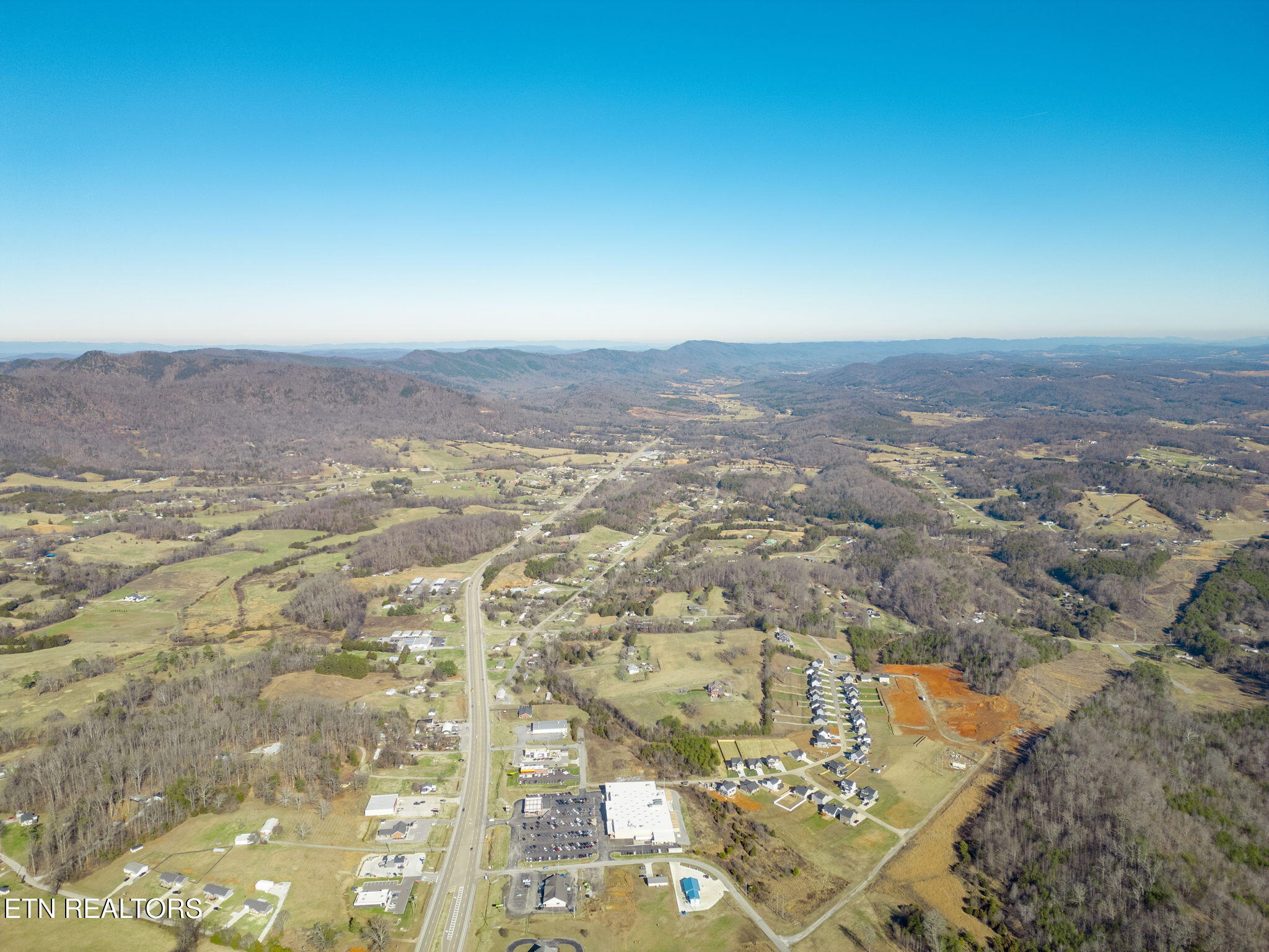 10745 Rutledge Pike Blaine, TN 37709 - Photo 40 of 42 41-web-or-mls-043--FULL