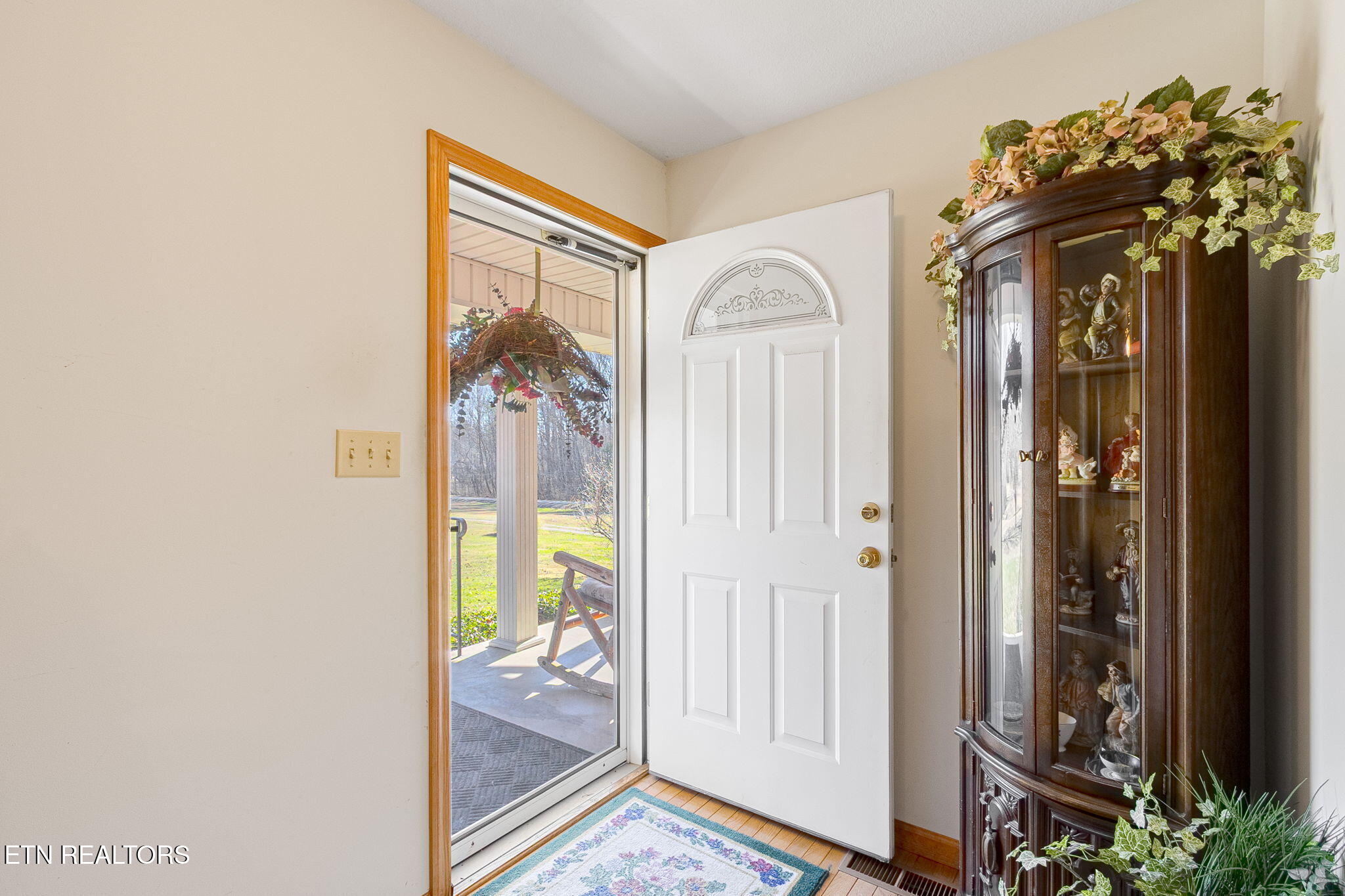 10745 Rutledge Pike Blaine, TN 37709 - Photo 4 of 42 4-web-or-mls-004--FULL