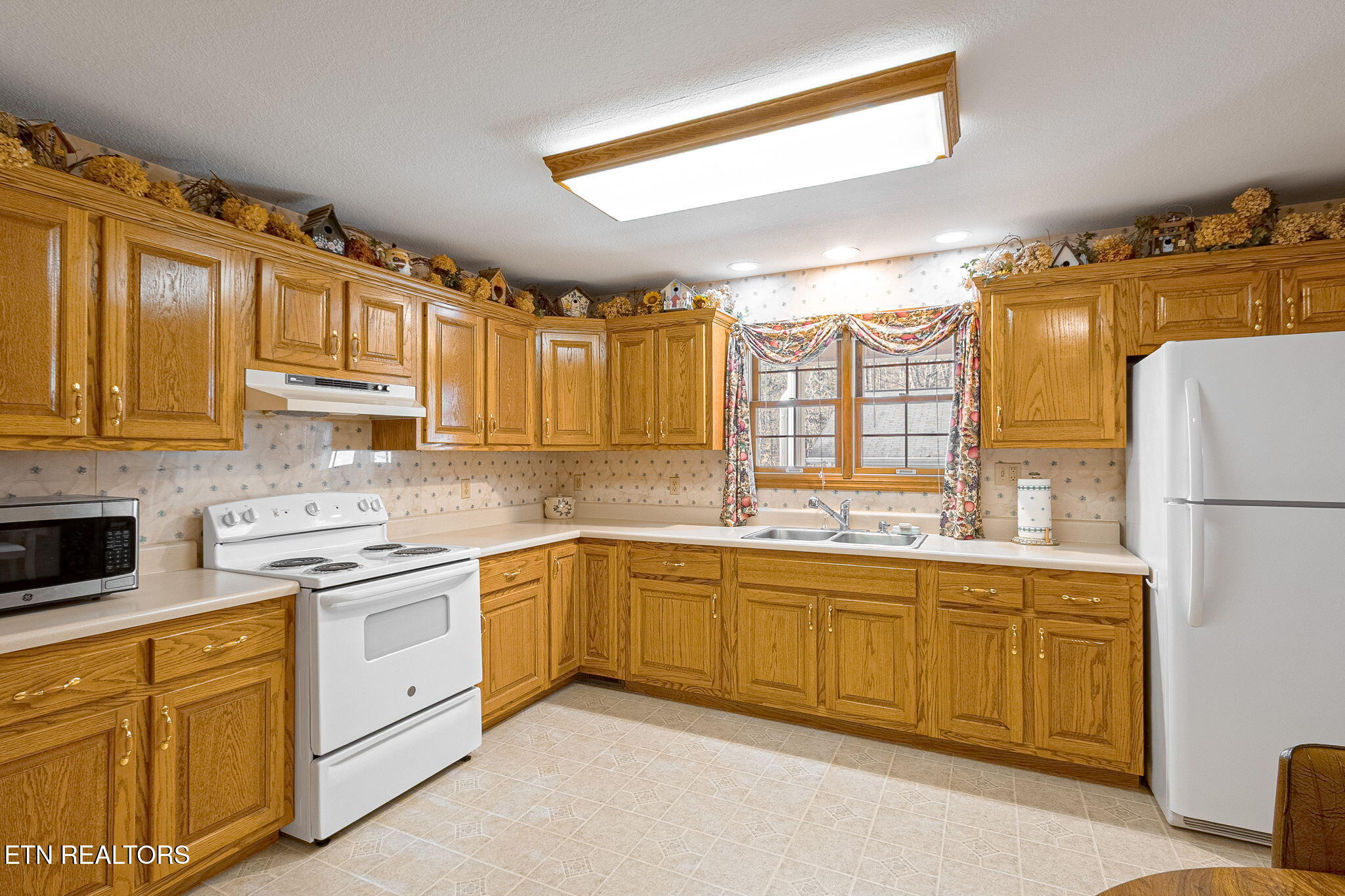 10745 Rutledge Pike Blaine, TN 37709 - Photo 8 of 42 8-web-or-mls-008--FULL