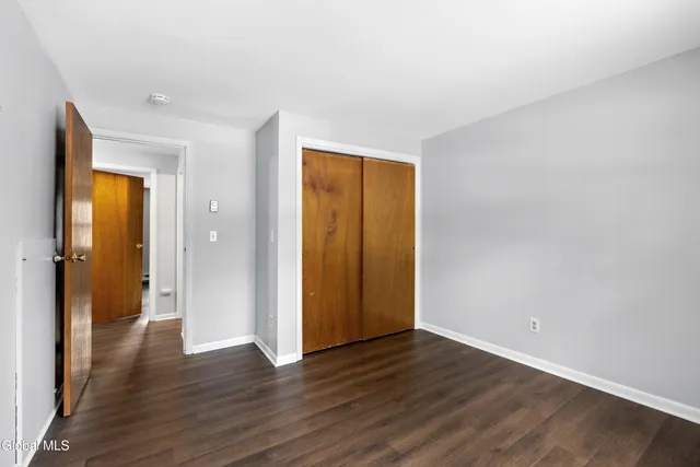 $2,300 | 9 Wake Robin Road, Ballston Spa, NY 12020