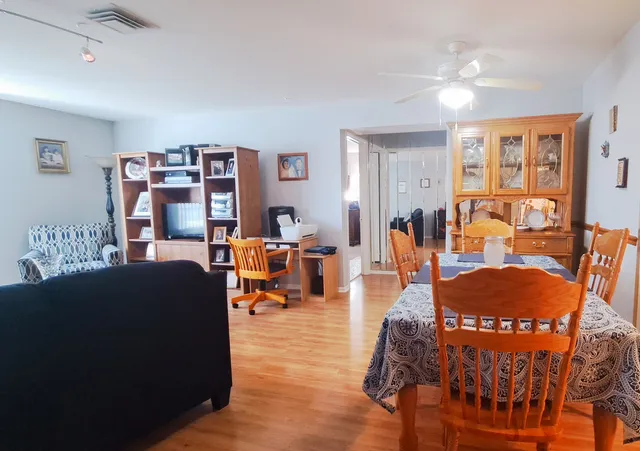 $215,000 | 9146 Grand Avenue, Unit 1SE, Franklin Park, IL 60131