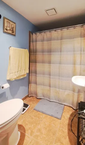 $215,000 | 9146 Grand Avenue, Unit 1SE, Franklin Park, IL 60131