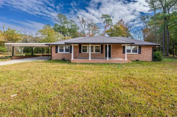 $293,500 | 912 Camp Wiggins Road, Florence, SC 29506