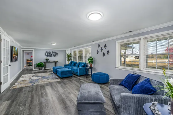 $293,500 | 912 Camp Wiggins Road, Florence, SC 29506