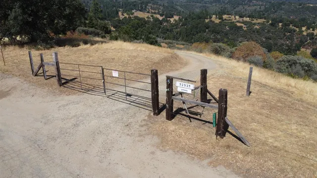 $305,000 | 52925 Hogback, Miramonte, CA 93603