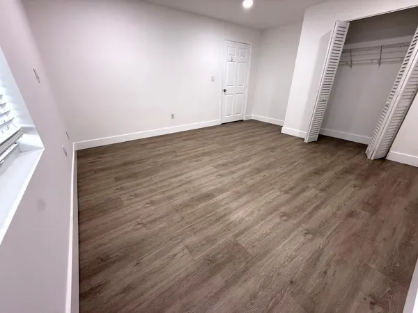 $3,300 | 3195 Reo Lane, Palm Springs, FL 33461