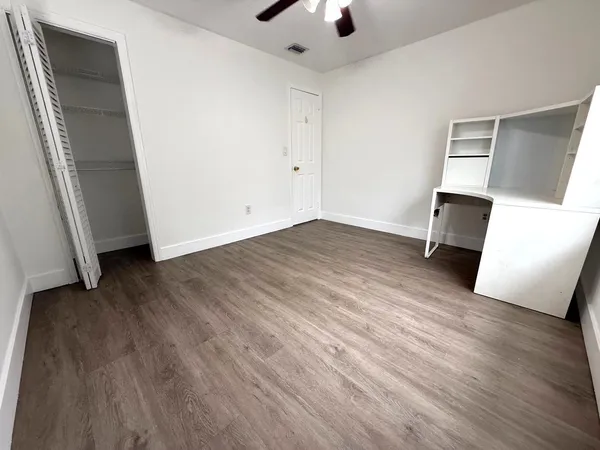 $3,300 | 3195 Reo Lane, Palm Springs, FL 33461