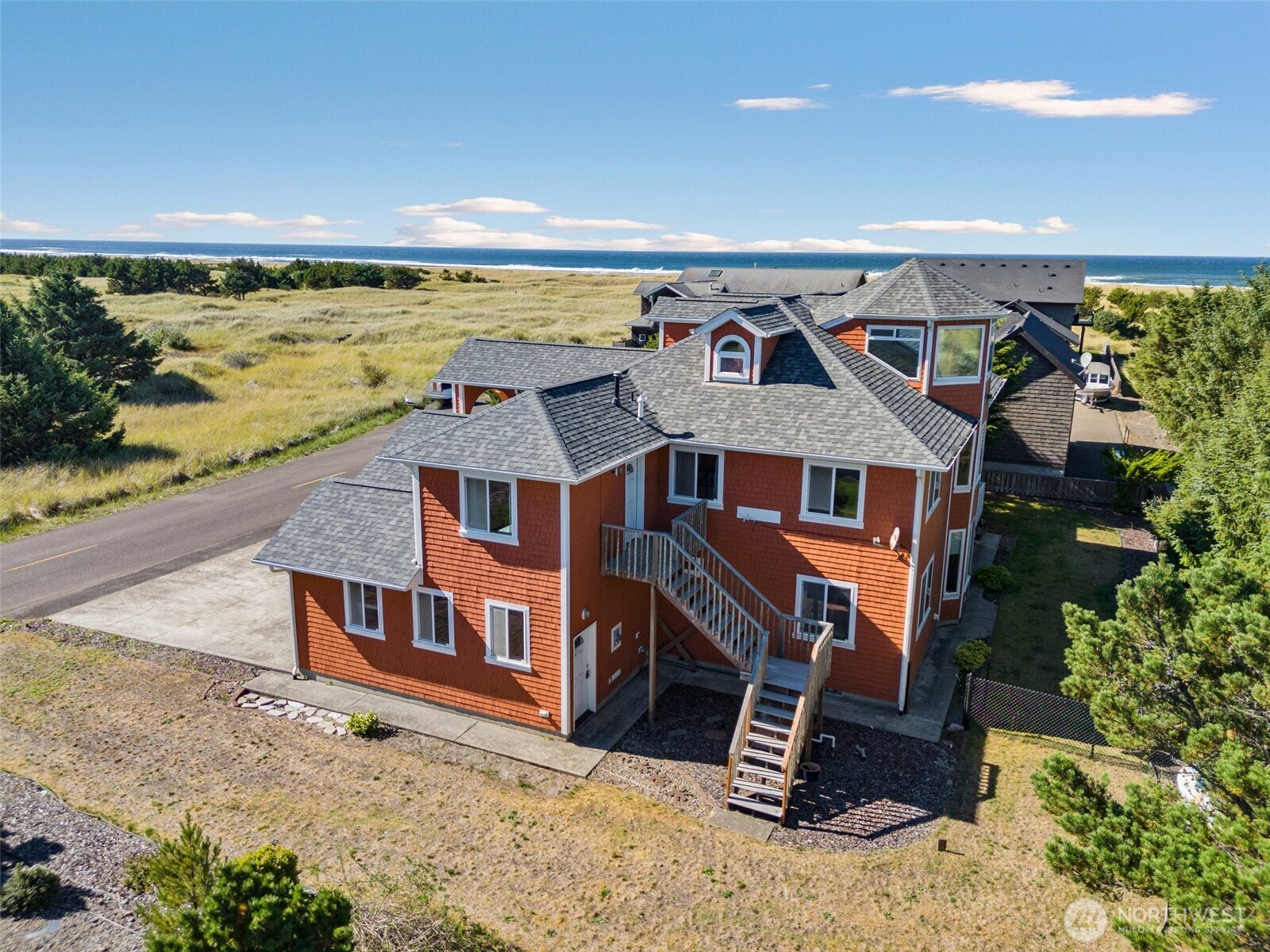 238 25th Northwest Long Beach, WA 98631 - Photo 35 of 40