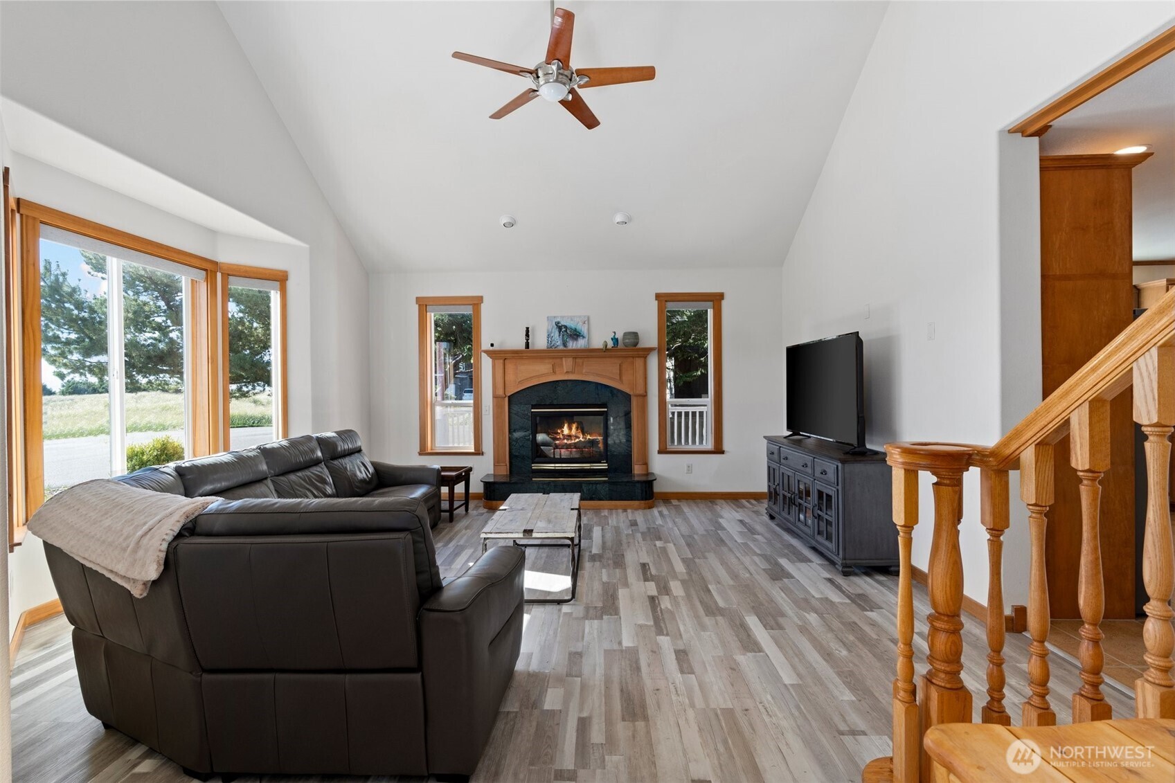 238 25th Northwest Long Beach, WA 98631 - Photo 5 of 40