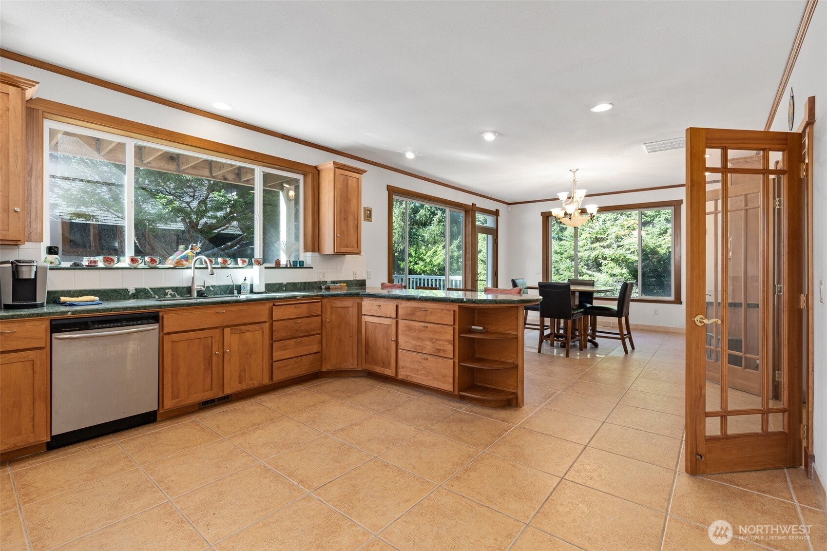 238 25th Northwest Long Beach, WA 98631 - Photo 7 of 40
