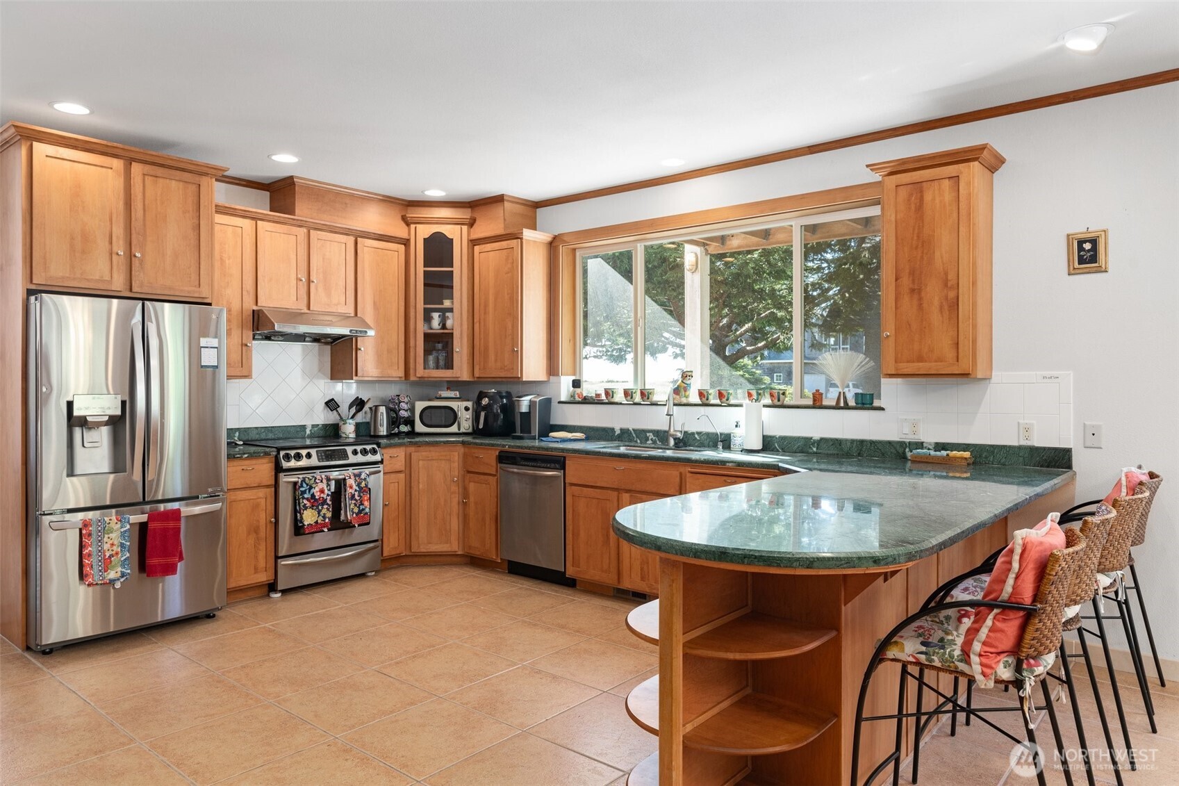 238 25th Northwest Long Beach, WA 98631 - Photo 9 of 40