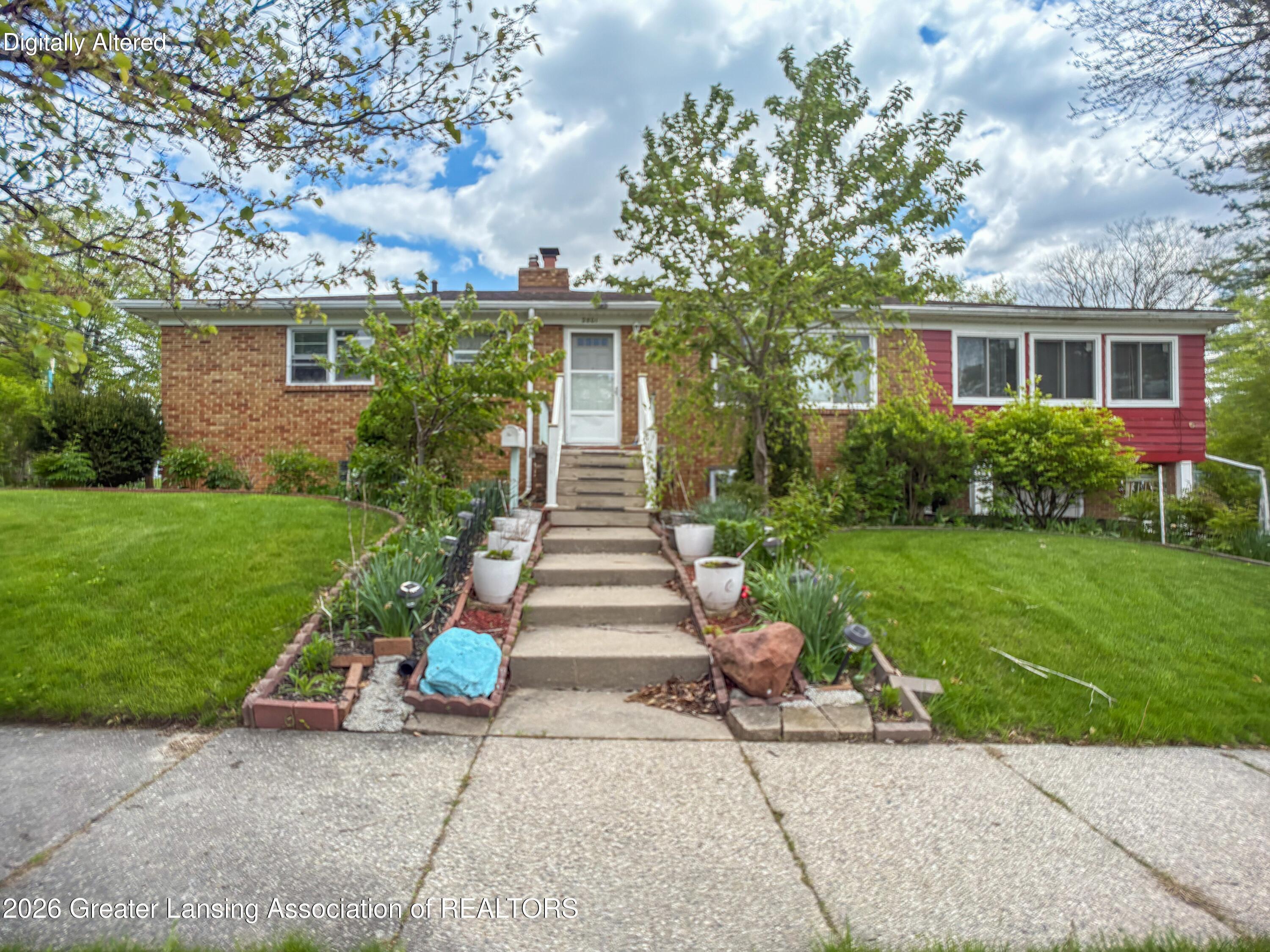 2801 Chatham Road Lansing, MI 48910 - Photo 2 of 50 IMG_5641
