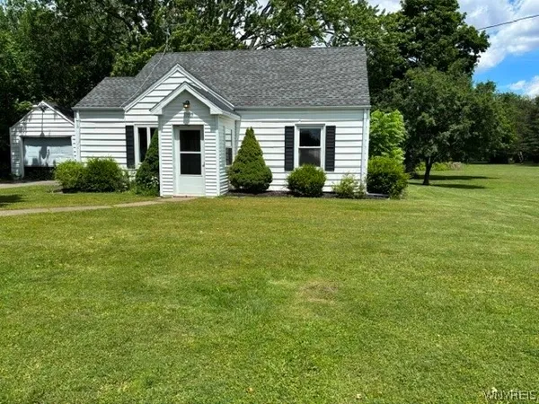 $155,000 | 10889 Maple Ridge Road, Medina, NY 14103