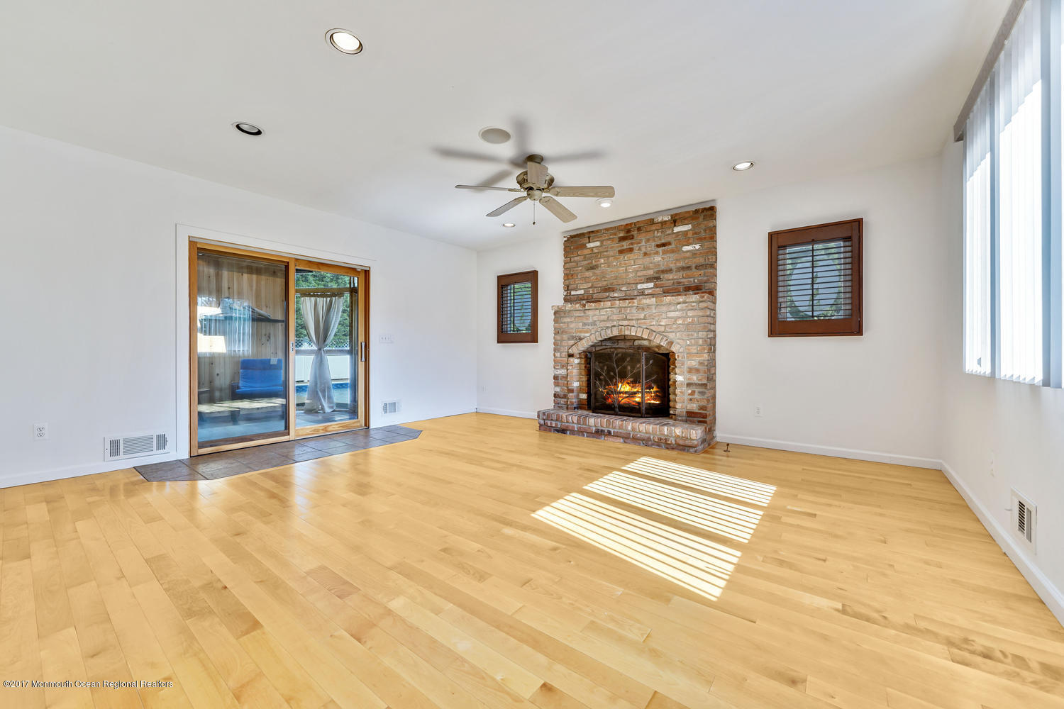 2227 Riviera Parkway Point Pleasant, NJ 08742 - Photo 26 of 48 2227 Riviera Pkwy Point-large-030-29-dsc