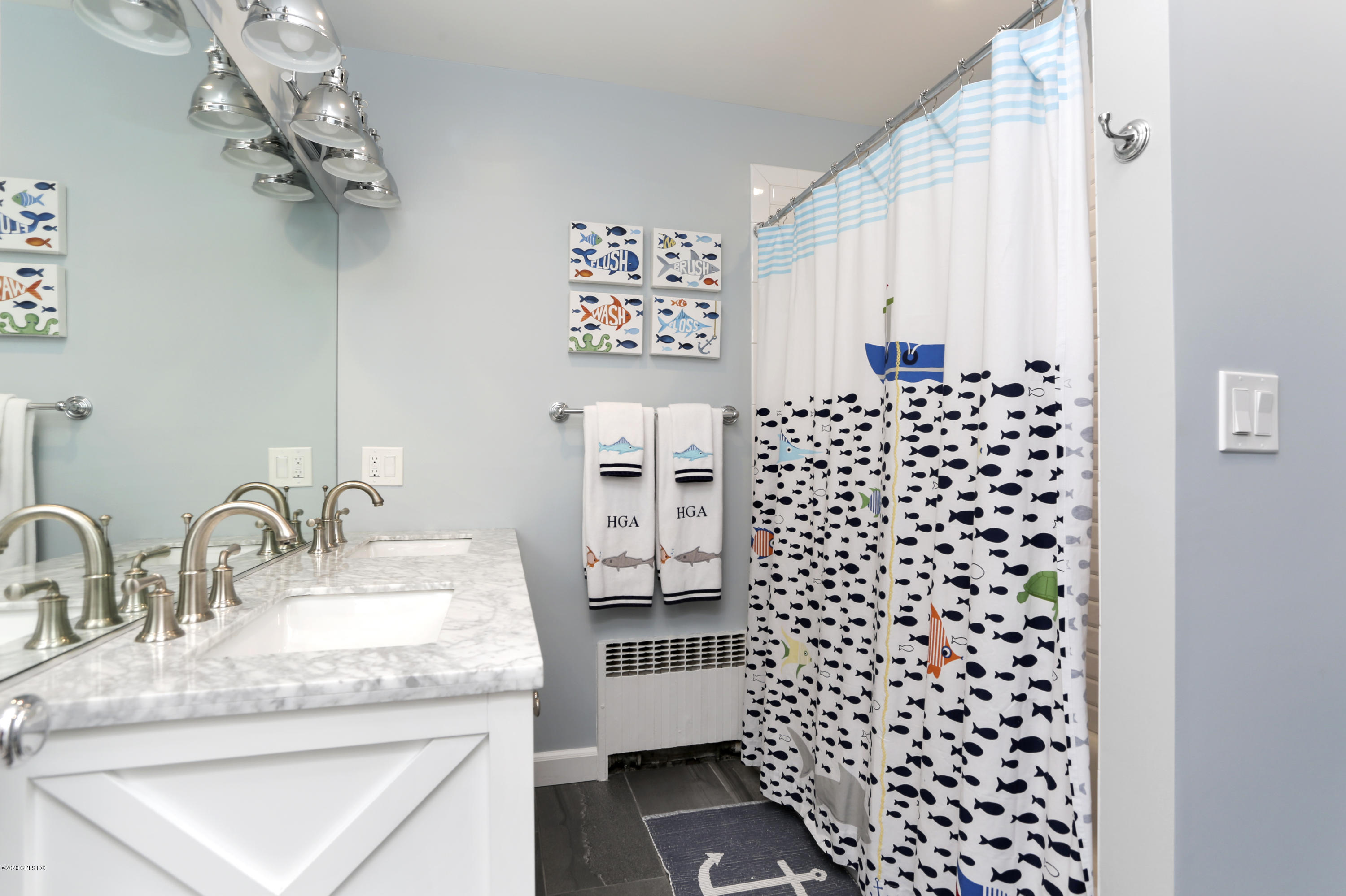 47 Glen Road Greenwich, CT 06830 - Photo 15 of 27 Beautiful New Bath