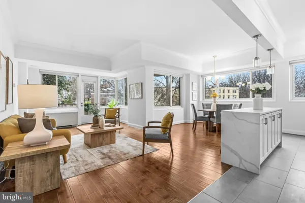 $625,000 | 4000 Tunlaw Road Northwest, Unit 121, Washington, DC 20007