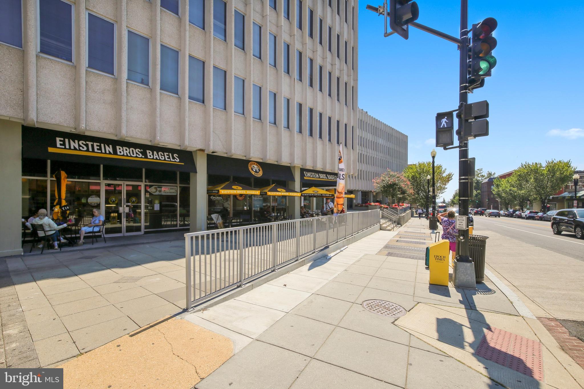 4000 Tunlaw Road Northwest, Unit 121 Washington, DC 20007 - Photo 37 of 38