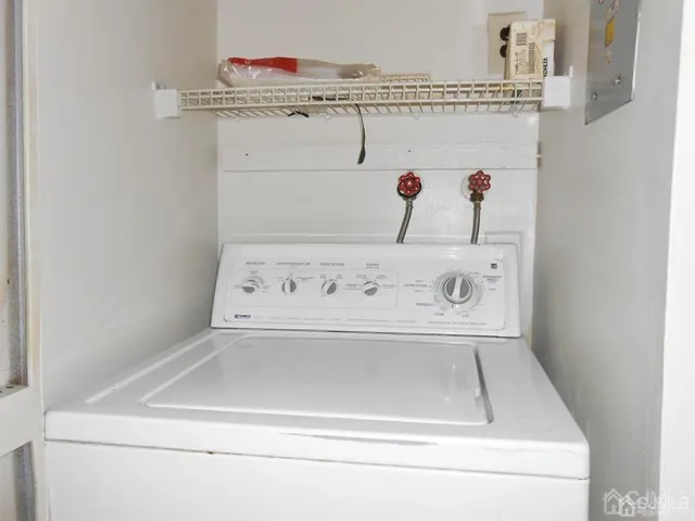 $2,200 | 512 Sharon Garden Court, Woodbridge, NJ 07095