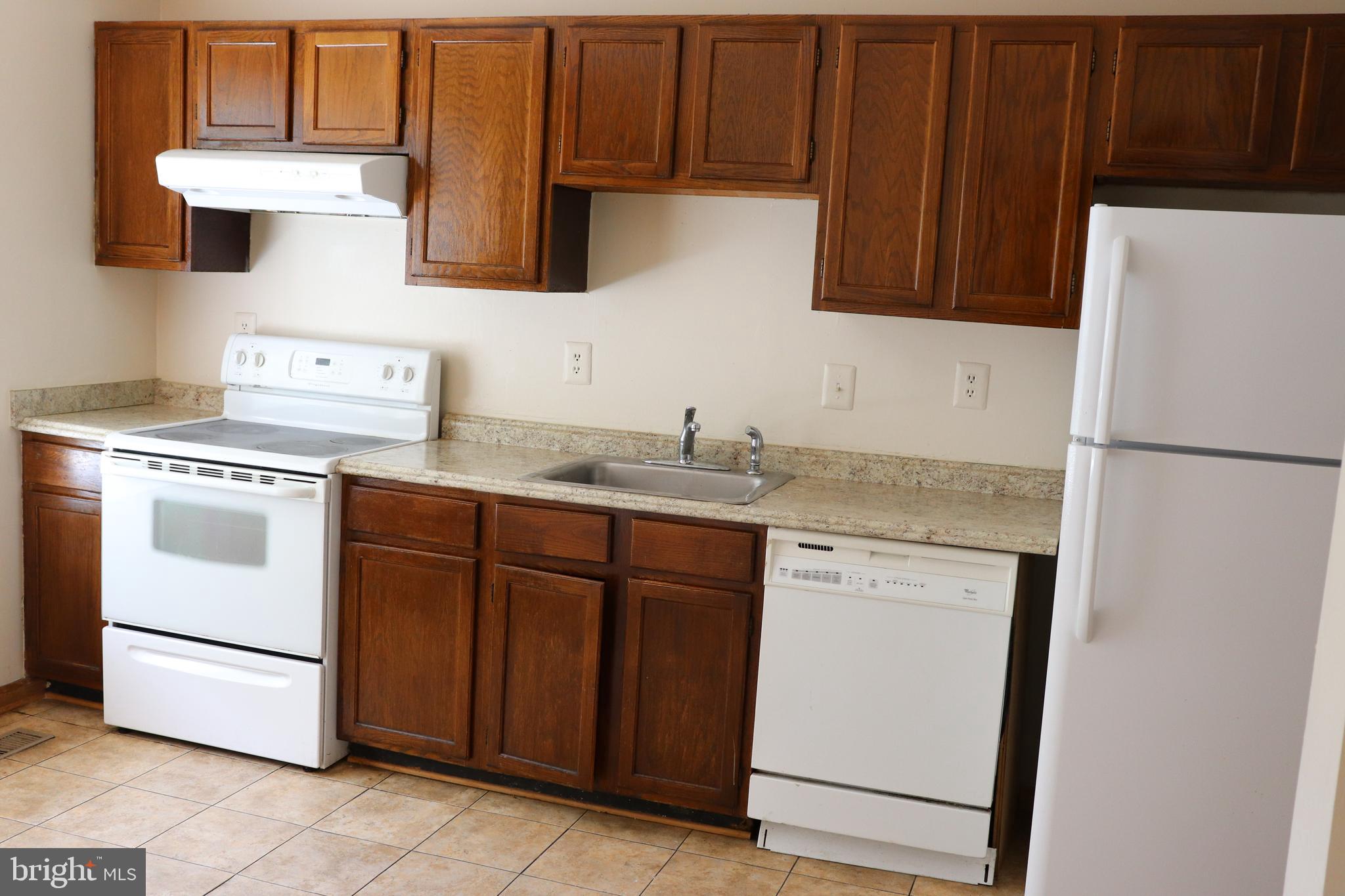 3733 Ferrara Drive Silver Spring, MD 20906 - Photo 3 of 27 Gallery Image 3