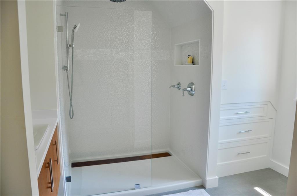 14 Sykes Road Pemaquid, ME 04558 - Photo 13 of 15 Walk in master shower and built ins.
