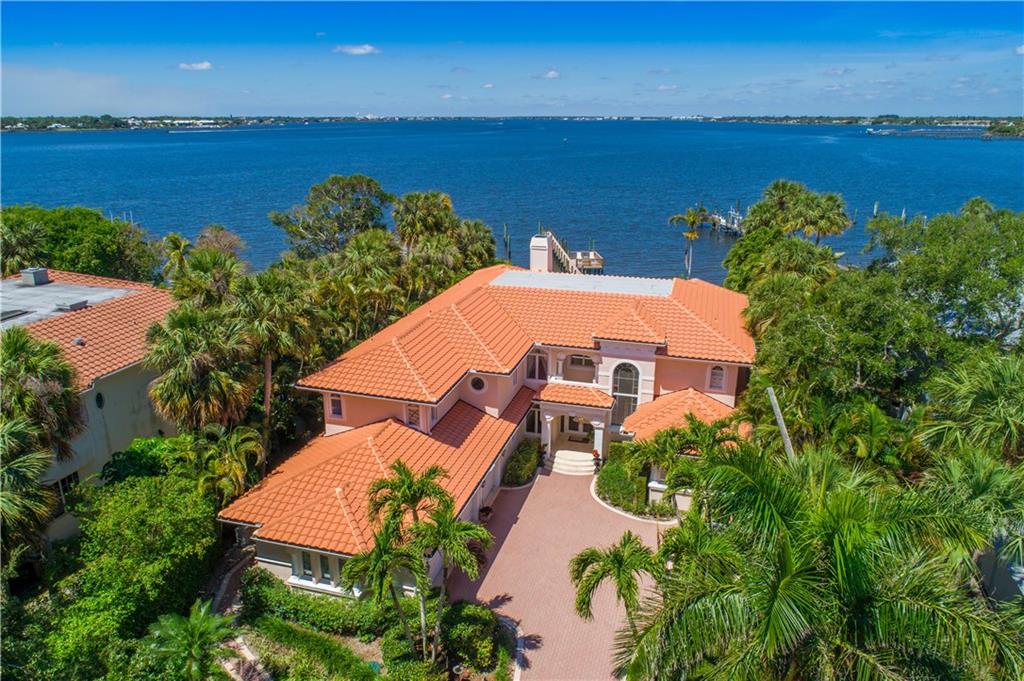 99 North Sewalls Point Road Sewall's Point, FL 34996 - Photo 4 of 65 Gallery Image 4