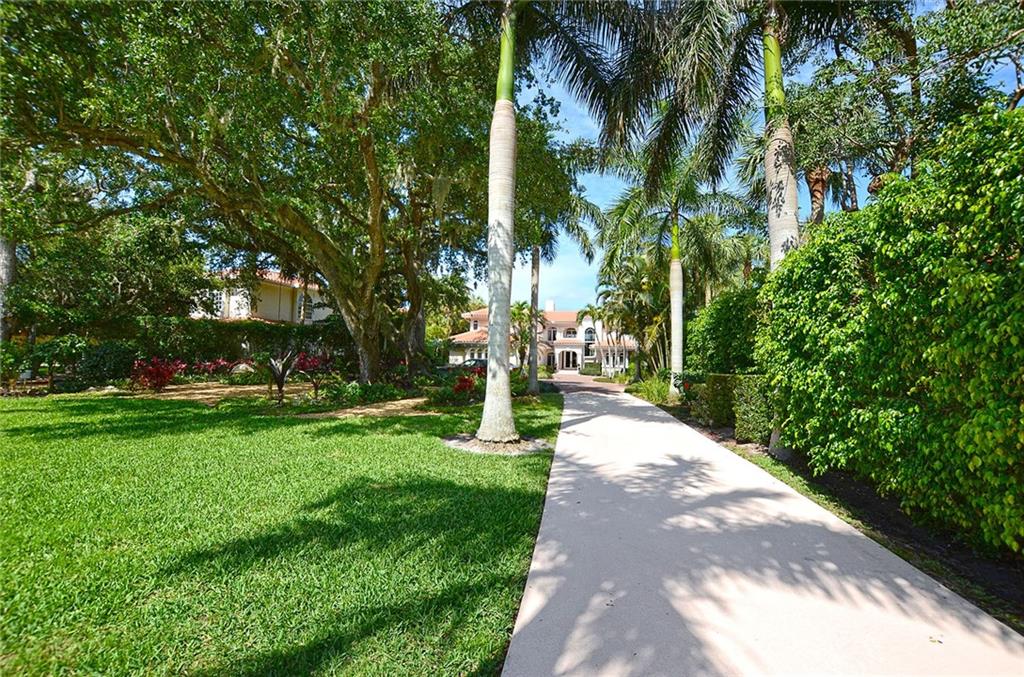 99 North Sewalls Point Road Sewall's Point, FL 34996 - Photo 8 of 65 Gallery Image 8