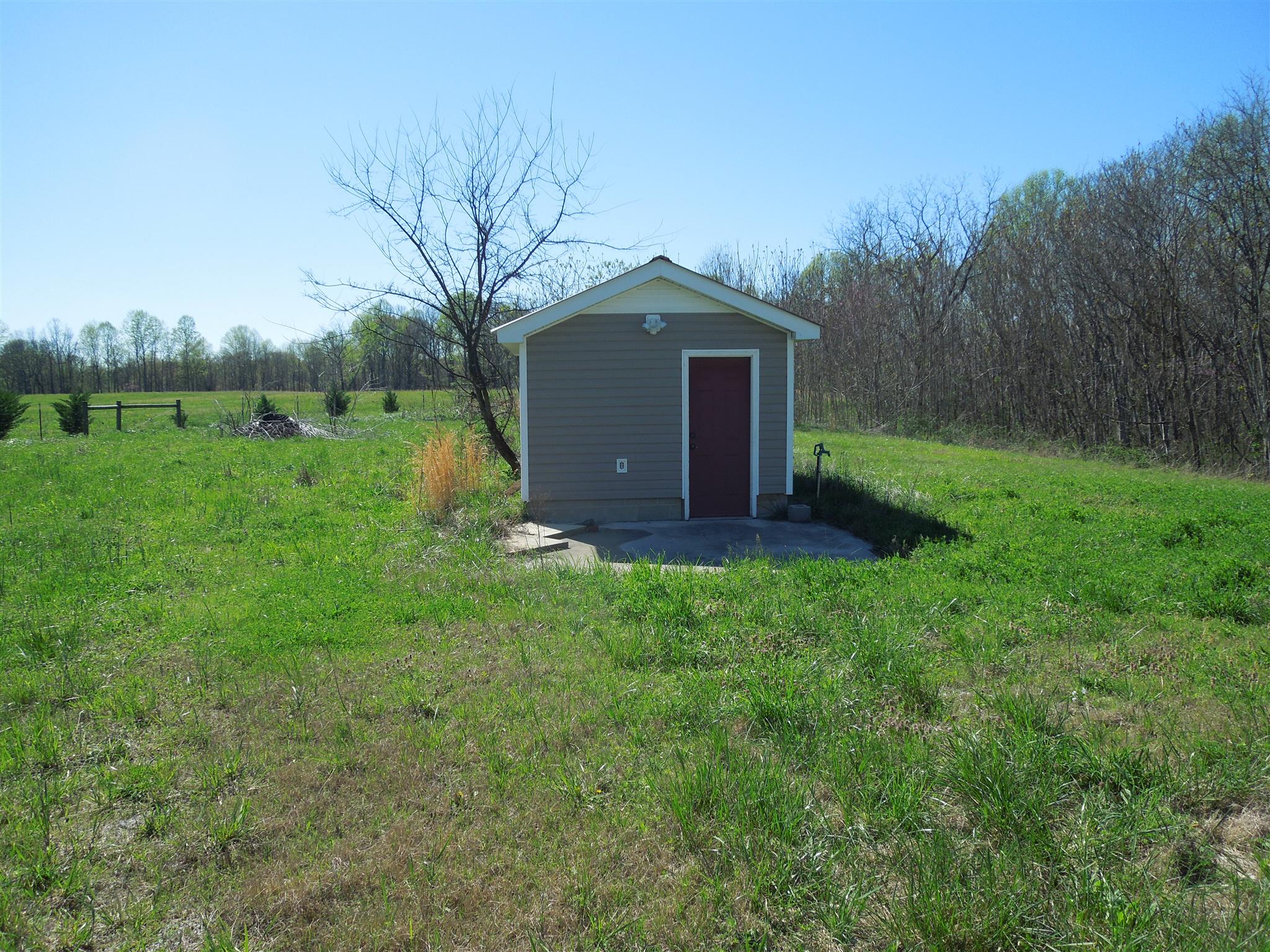 1116 Roberts Ridge Road Manchester, TN 37355 - Photo 4 of 20